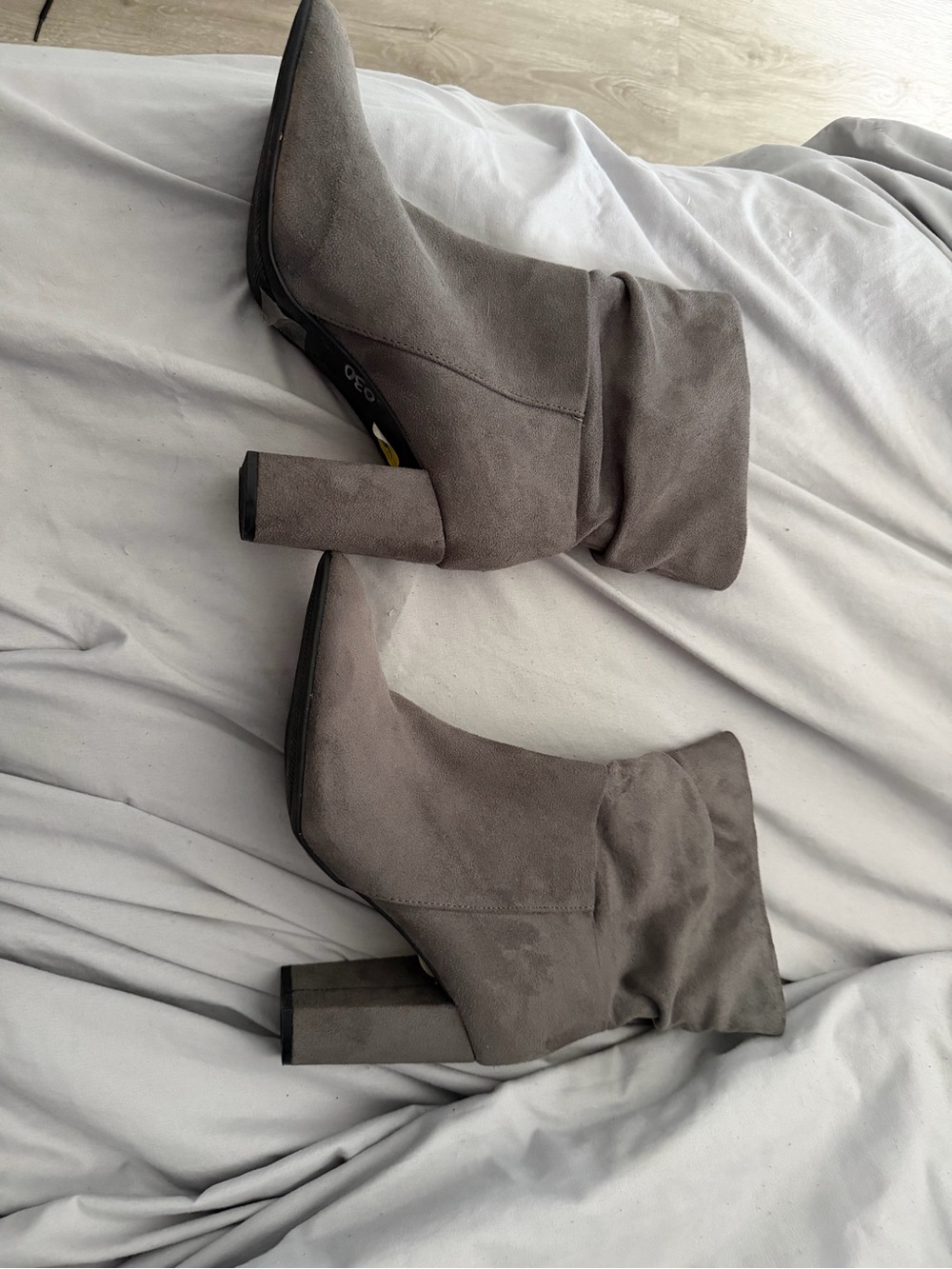 Zigi Soho Gray Suede Block Heel Ankle Boots